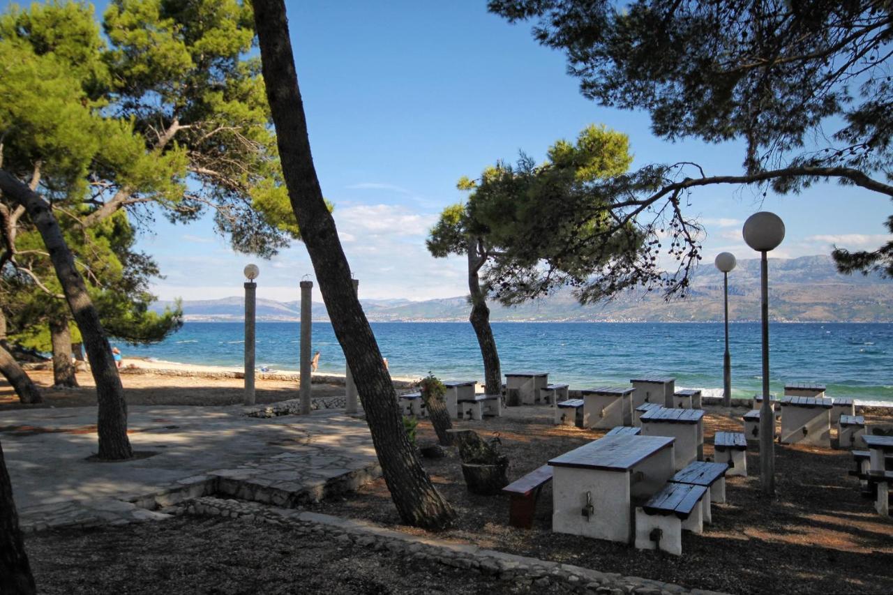Apartments And Rooms With Parking Space Supetar, Brac - 5658 Dış mekan fotoğraf