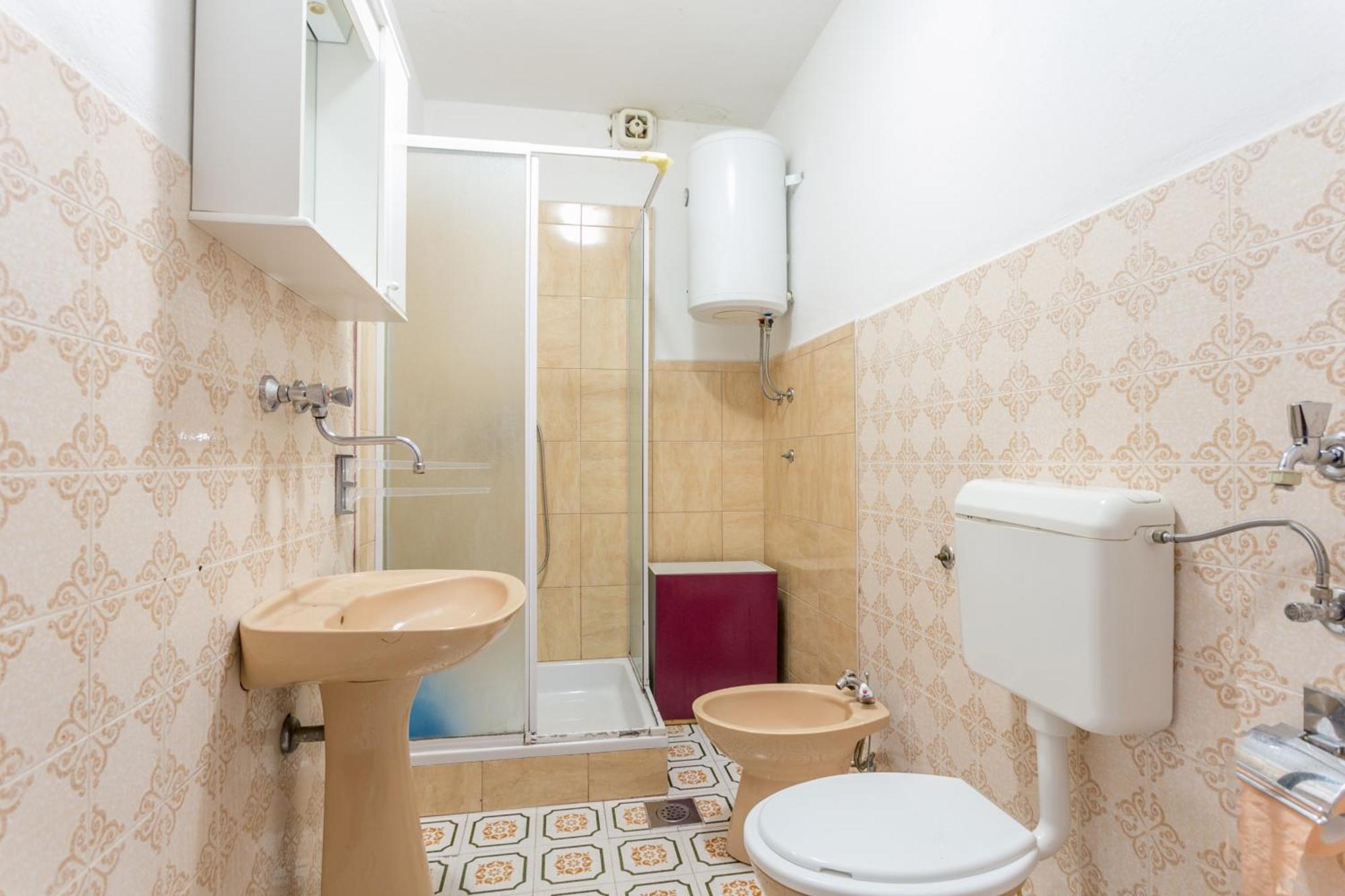 Apartments And Rooms With Parking Space Supetar, Brac - 5658 Dış mekan fotoğraf